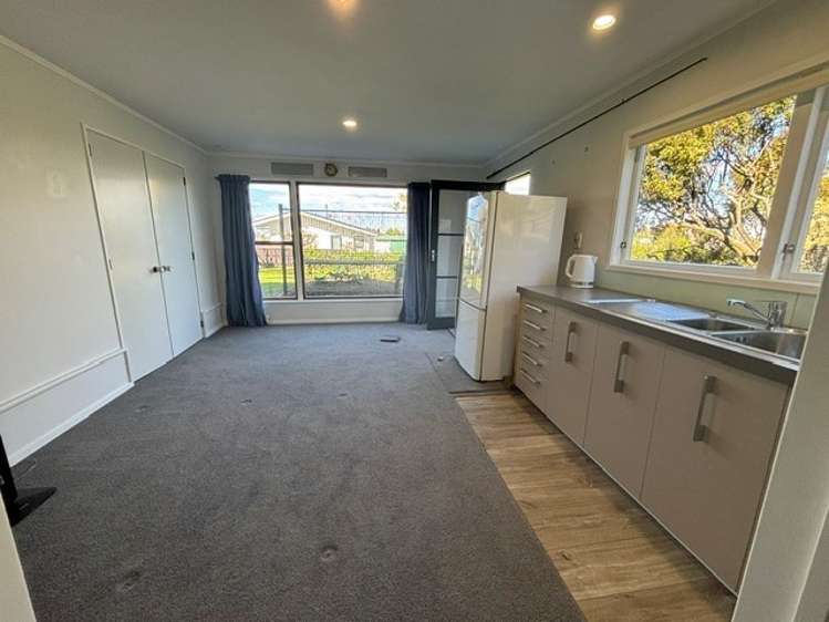 122 Ridge Street Otumoetai_16