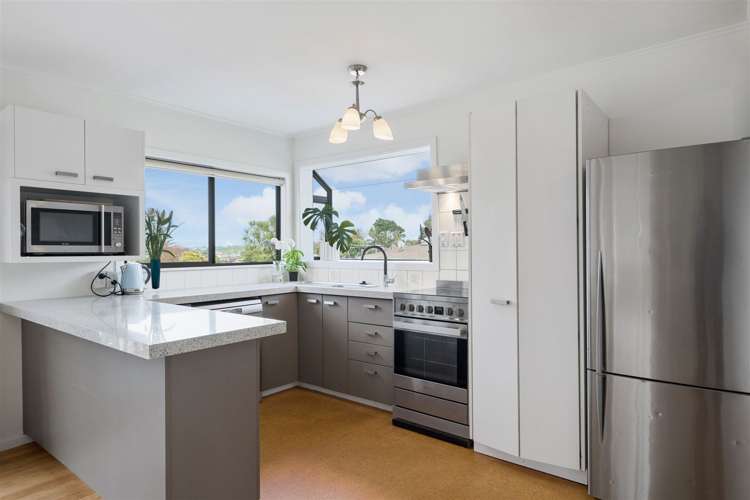 5 Riverhills Avenue Pakuranga Heights_3