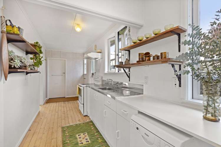 26 Smith Street Raglan_12