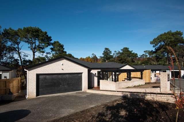 Fantastic huge house in Swanson!!