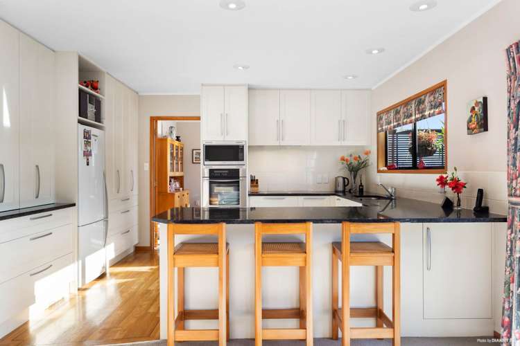 14 Manutara Avenue Forrest Hill_24