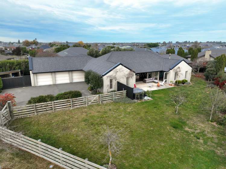 11 Fairfield Way_0