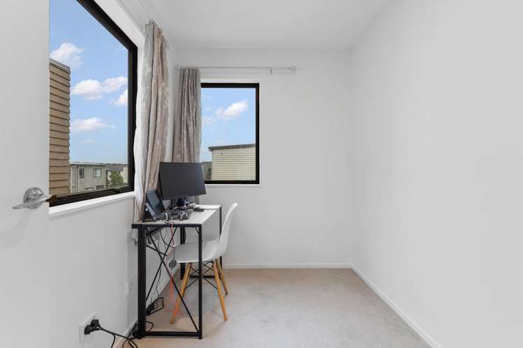 7 Kaman Seasprite Road Hobsonville_13