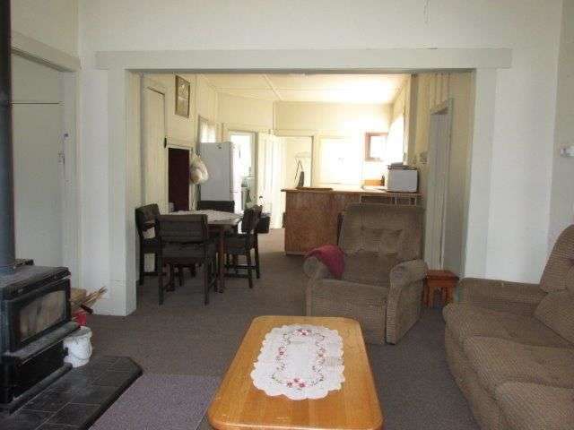 2 Smith Street Reefton_4