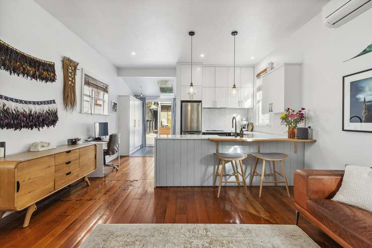 63 Herald Street Berhampore_4