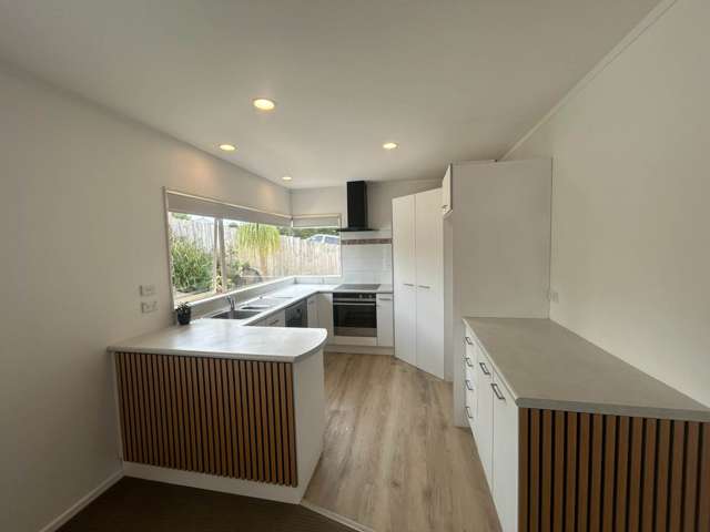 11 Mably Court Stanmore Bay_3