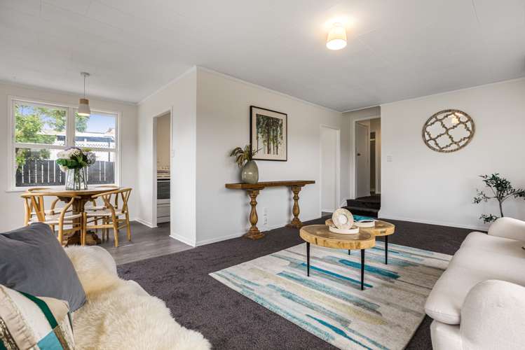 9 Huruhuru Road Massey_8