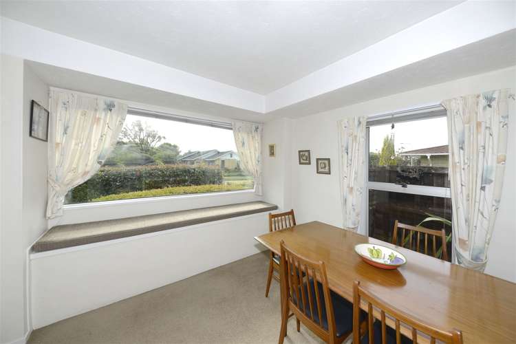 49a Ambleside Drive Burnside_11