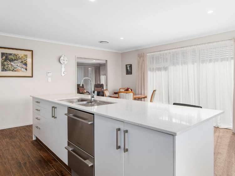 8 Fearnley Grove 11554_2