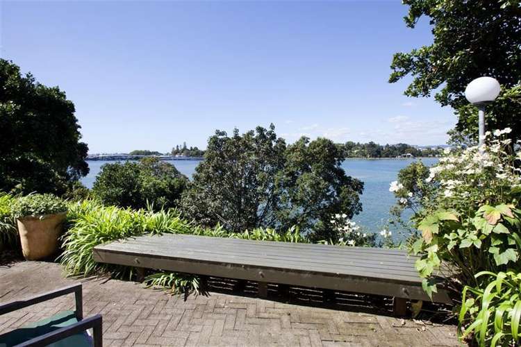 84 Myres Street Otumoetai_17