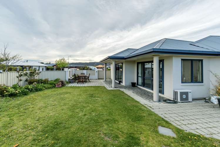 1 Larch Crescent Alexandra_13