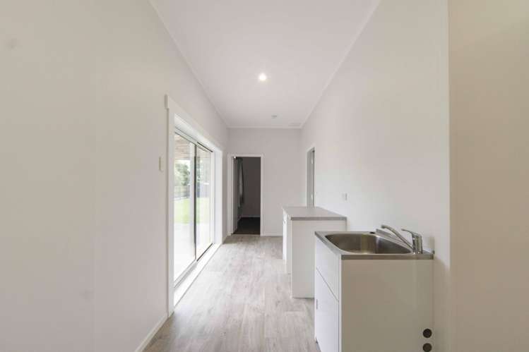 320 Te Rapa Road Beerescourt_12