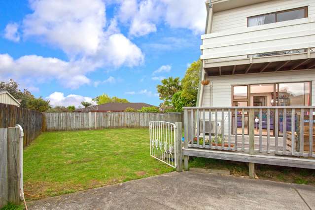 2/47 Luton Avenue Sunnyhills_1