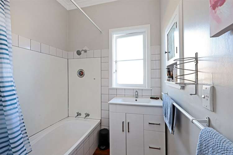 918 Francis Hicks Avenue Raureka_9