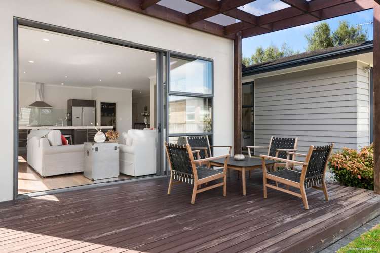 9 Oak Bark Drive Schnapper Rock_16