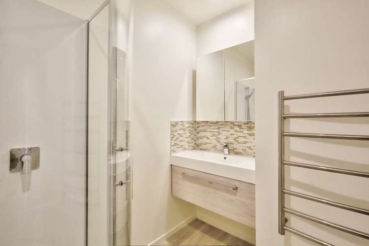 1/67 Andrews Road Queenstown_7