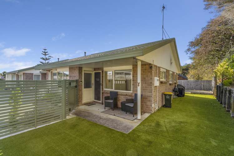 15b Ross Grove Paraparaumu_1
