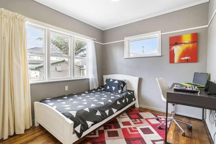 32 Edmund Hillary Avenue Papakura_9