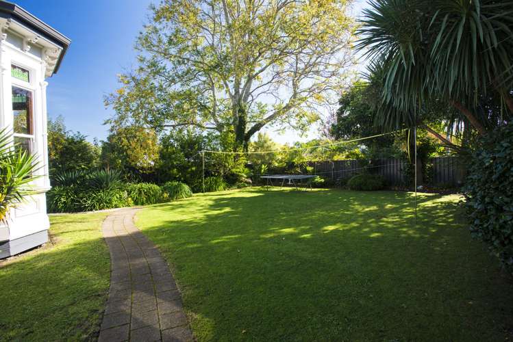 28 Russell Street Whataupoko_2