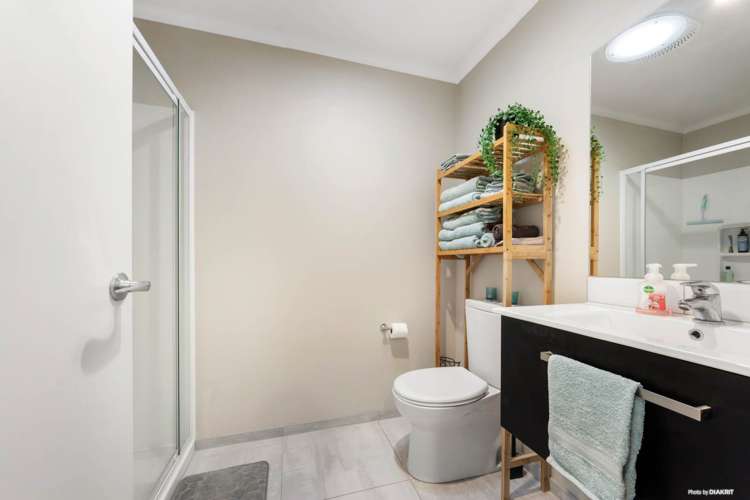 27 Kerewhenua Crescent Hobsonville_11