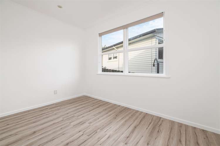 68 Vodanovich Road Te Atatu South_18