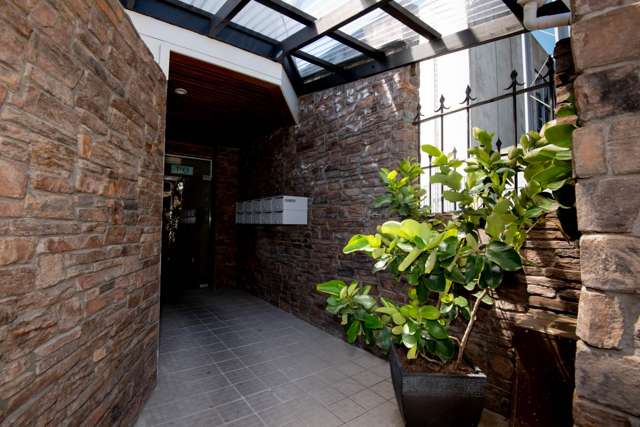 9/28 Ruskin Street Parnell_2