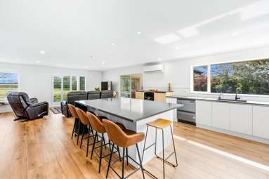 1432 Courtenay Road_4