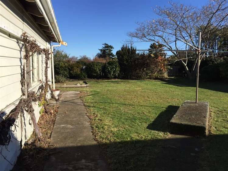 21 Costley Street Carterton_7