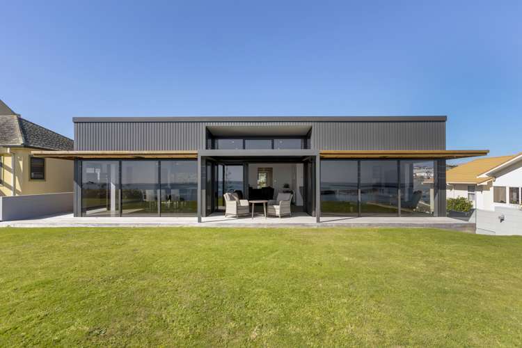 2 Roy Terrace Moturoa_24