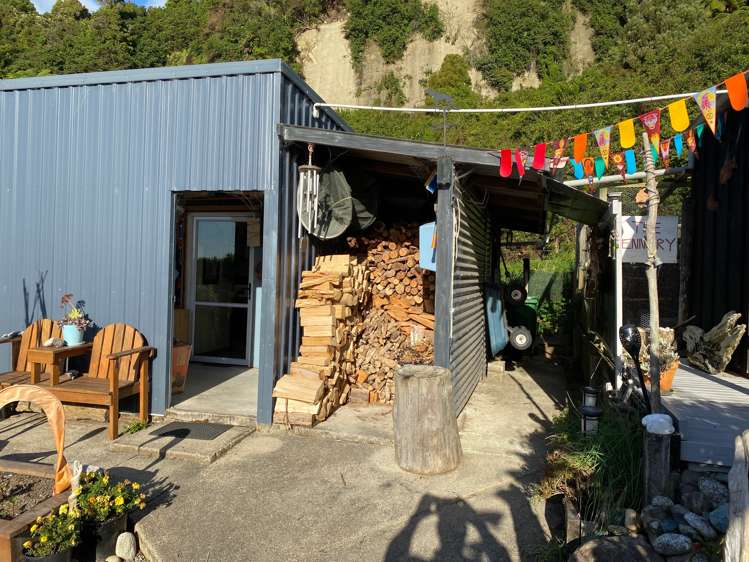 28 Nikau Heights Kahurangi National Park_17