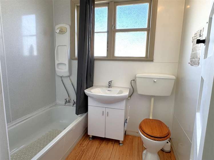 58 Monro Street Cobden_12