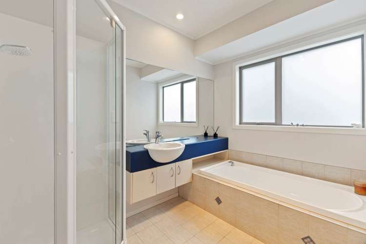 29 Ksenia Drive Flat Bush_6