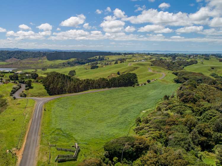 380 Gleeson Road Waiuku_17