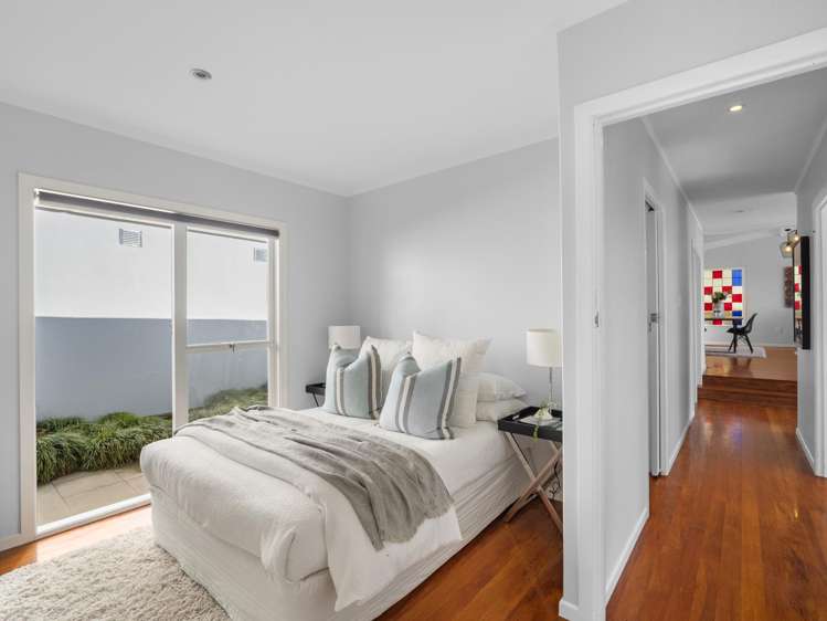 943 East Coast Road Torbay_13