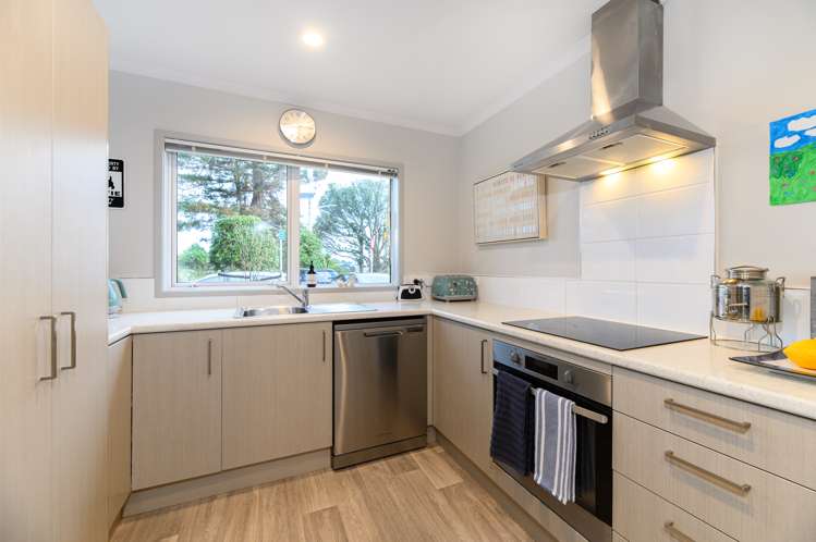 39 Whakawhiti Loop Avondale_8