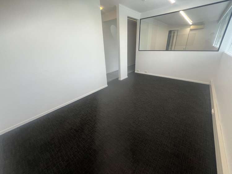 107 - 111 Felton Mathew Avenue St Johns_6