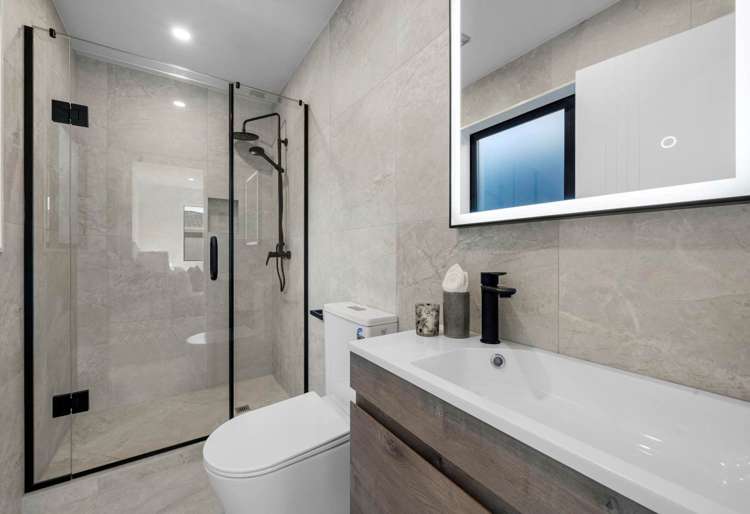 4/32 Bradbury Road Botany Downs_15