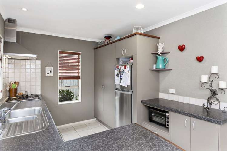 208 Cheyne Road Pyes Pa_3