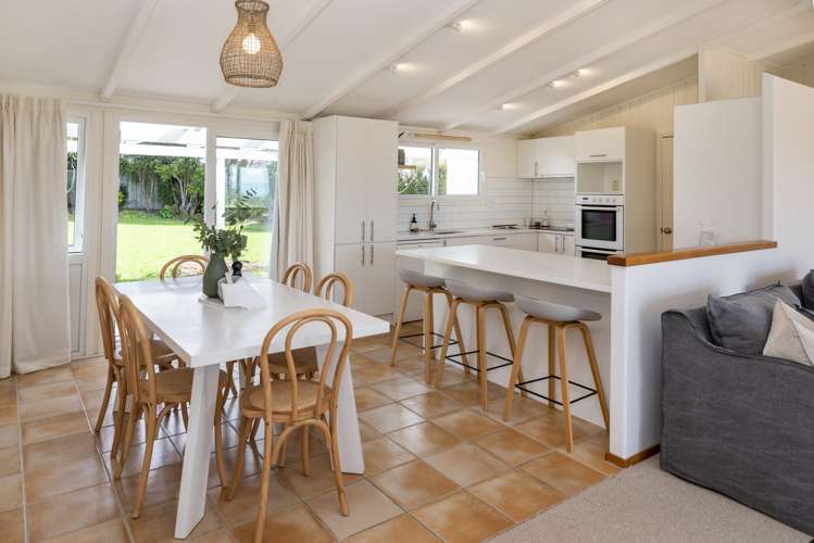 14 Mcmillan Place Mellons Bay_19