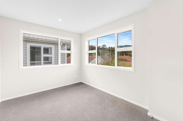 82 Main Road Wainuiomata_5