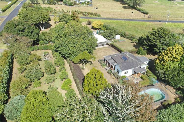 86 Hull Road Waiuku_10