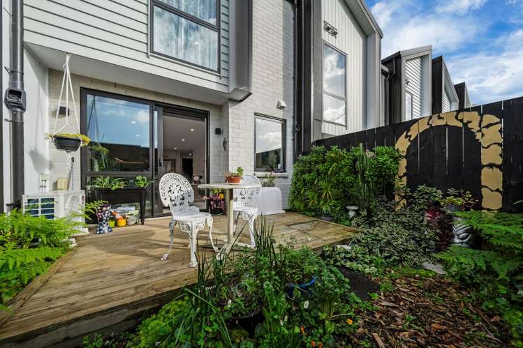 7/32B Westgate Drive Massey_18