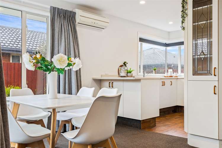 2/30 Seymour Street Hornby_5