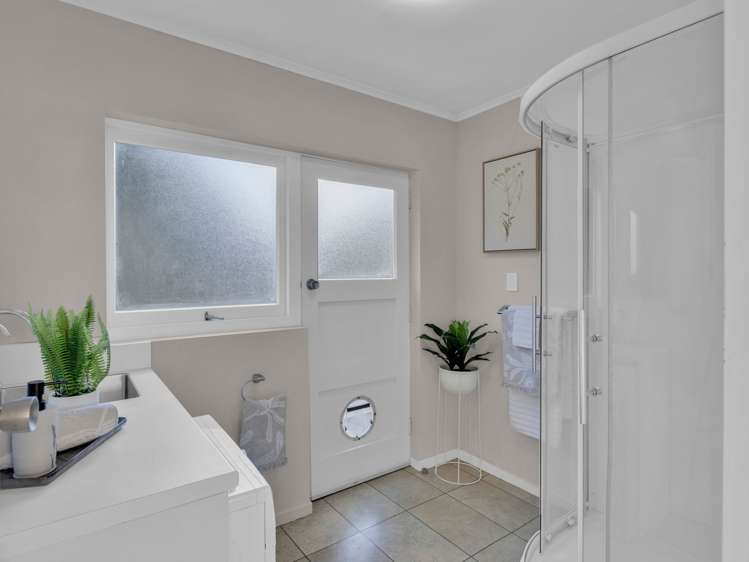 17 Bernard Street Chedworth_15