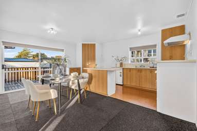 21 Laurelwood Avenue_4