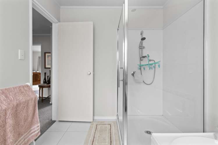 11 Kingsley Street 11373_14