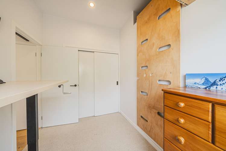 22B St Ives Grove Whalers Gate_19