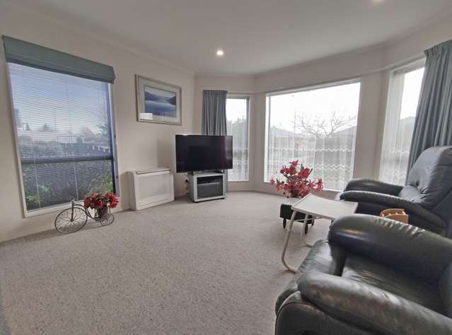 8 Robalan Place Redwoodtown_3