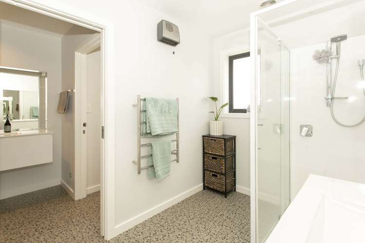 9 Avalon Grove Netherby_16