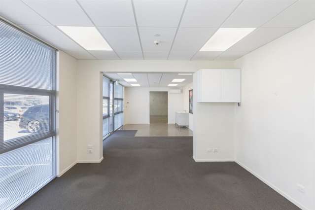 Units 14 & 15, 150 Cavendish Road Casebrook_4